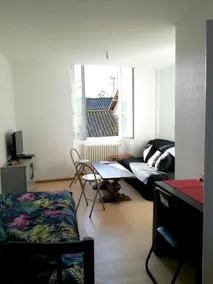 Apartment With one Bedroom in Civray, With Wonderful City View, Furnished Garden and Wifi - Image 3