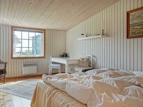 Spacious Holiday Home in Bornholm Near Beachfront - Image 2