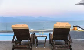 Aurora Luxury Retreat - Beachfront & Private Pool - Image 4