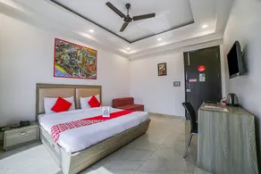 OYO 9934 Hotel Nirmal Niwas - Image 2
