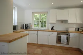 Parkhurst Cottage - Image 3