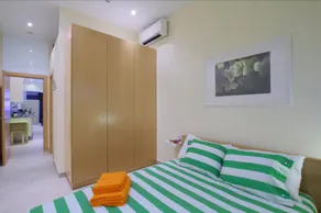 HOMEnFUN Camp Nou Stadium Apartment - Image 2
