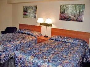 Renton Inn - Image 4