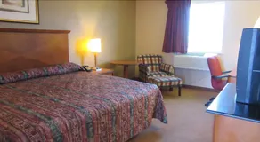 Bella Vista Inn and Suites - Image 3