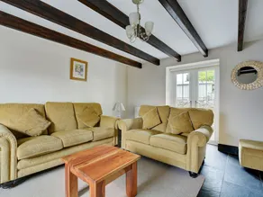 Modern Holiday Home in Lydstep With Fenced Garden - Image 2