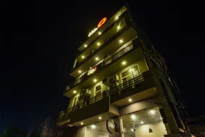 Collection O Ashok Lane Near Appu Ghar - Image 4