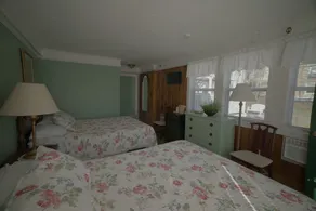 Betty Doon Hotel - Image 4