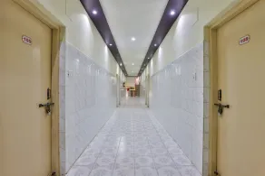 OYO 18385 Hotel Triveni - Image 5