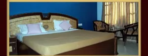 Hotel Pine Havens - Image 4