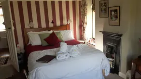 Pennycroft Guest House - Image 2
