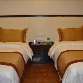 Huatian Caohai Holiday Hostel - Image 2