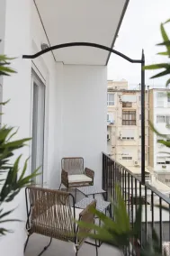 Chic and Central, in a lively but quiet area. All walking distance. - Image 3