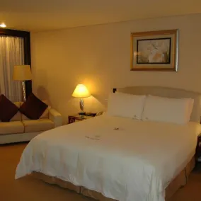 Kande Club Hotel - Image 2