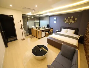 Soo Hotel - Image 2