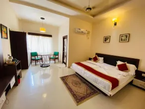 Hotel Kumkum Palace - Image 5