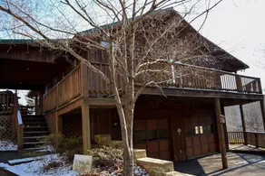COUNTRY SPRING - 2 Br Cabin - Image 3
