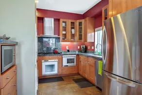 Ocean-view Oasis W/ Rooftop Deck - Steps To Beach 3 Bedroom Home - Image 2