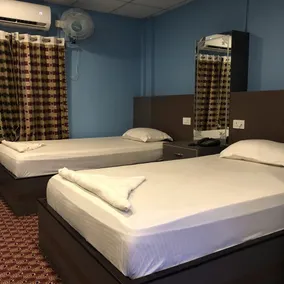 Hotel Raj Durbar and Navrang Resort - Image 3