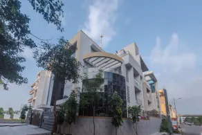 OYO 9635 Kharghar - Image 4