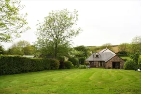 Braunton Burland House 5 Bedrooms - Image 4