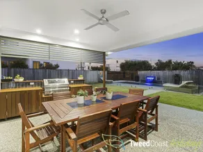 Ebony Rose - Tweed Coast Holidays - Image 2