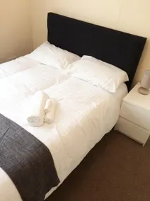 Poplar Grove Serviced Accommodation - Image 4