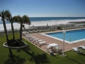 Sunswept Condominiums - Image 3