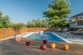 Natura Verde Villas 4 Bedroom Villa Chloe - Private Pool - Image 3