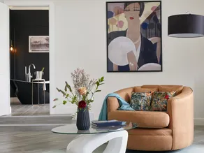 7Seasons Central Suites - Image 5