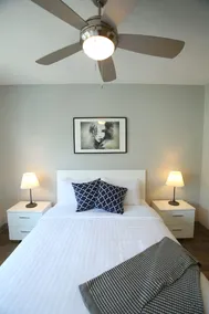 Cosmopolitan Apartments - Image 2