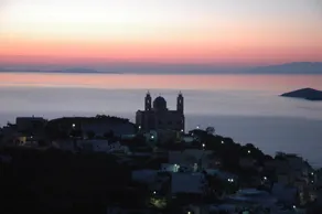 Apartment With 3 Bedrooms in Ano Syros, With Wonderful sea View, Terrace and Wifi - Image 3