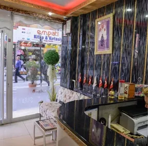 Grand Saray Hotel - Image 2