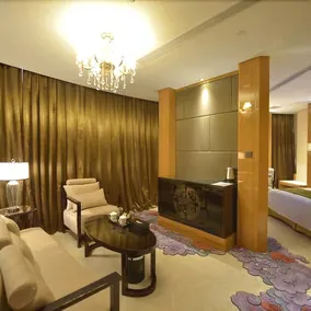 Fulin Hotel - Image 4
