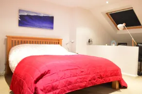 Spacious 2 Bedroom House Close to Notting Hill - Image 5