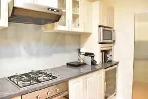 Professionally Cleaned 2bdr Villa, Great Location - Image 5