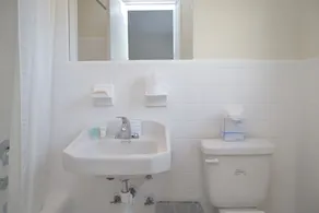 Solas Hotel - Image 4