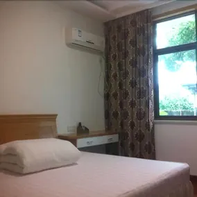 Taohua Island Hailanlan Mountain Villa - Image 3