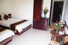 Vivyanne Hotel - Image 3