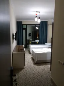 Hotel Batumi Palace - Image 2