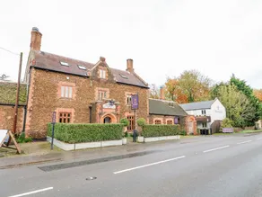 The Old Chapel - Image 2