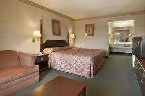 Days Inn by Wyndham Yanceyville - Image 5