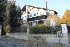 Timpa Apartmanház & Dr. Strecker Villa - Image 5
