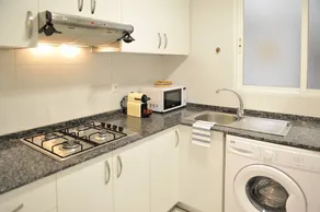 Travel Habitat Ruzafa - Image 2