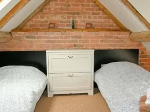 Pear Tree Cottage - Image 2