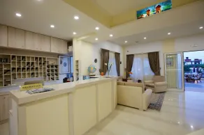 Panorama Hotel Apartments - Image 4