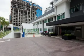 Aster Hotel Bukit Jalil by ZEN Rooms - Image 4