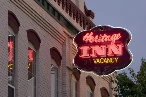 Heritage Inn - Image 5