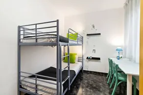 Cozy 3bed Flat With Balcony Close to Plaza España! - Image 5