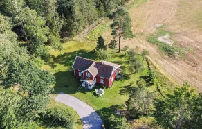Nice Home in Grästorp With 2 Bedrooms, Wifi and Internet - Image 3