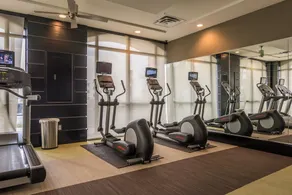 1 BR Apt near Downtown with Laundry by Frontdesk - Image 5